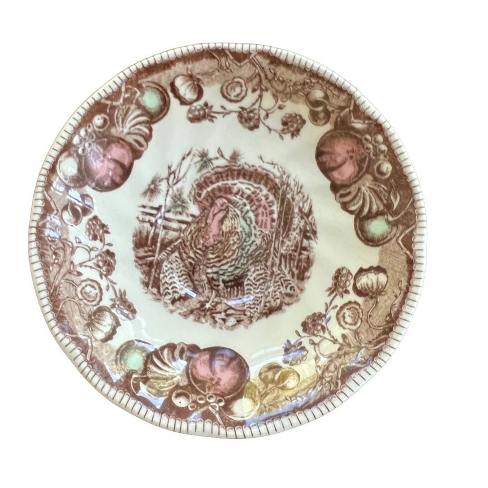 Johnson Brothers His Majesty Salad 7-3/8 “ Round  Plate England Fine Bone China